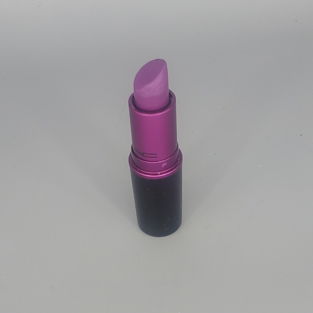 Mac Matte Heroine Lipstick